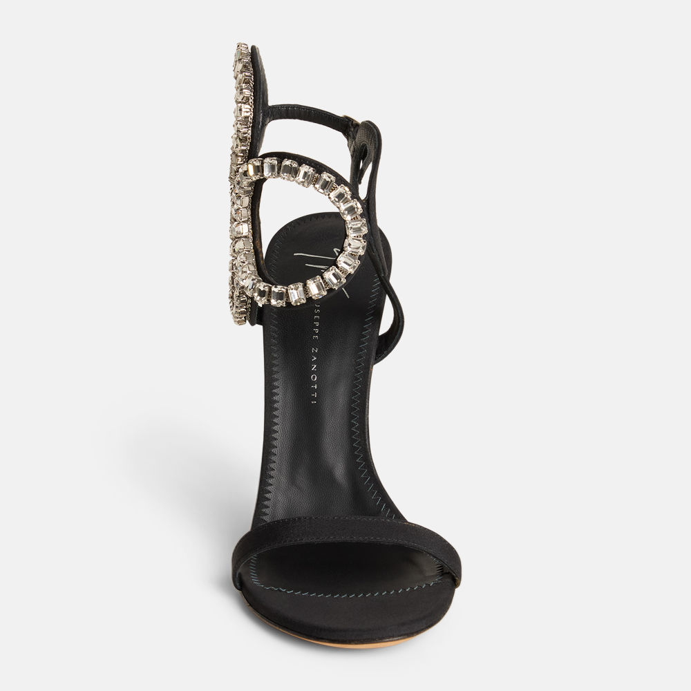 Super Flea Market+Giuseppe Zanotti+diamante black heels+Amarsana Gendunova2